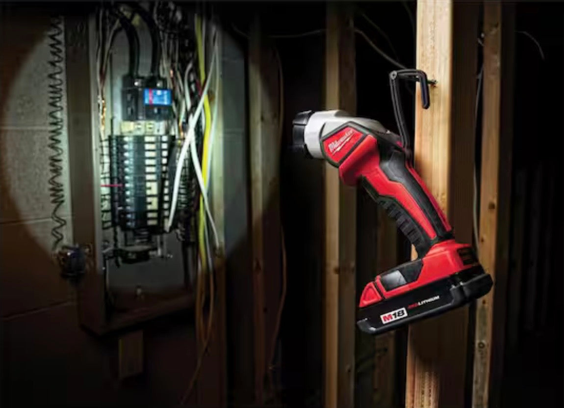 M18 18-Volt Lithium-Ion Cordless 100 Lumens LED Flashlight (Tool-Only)
